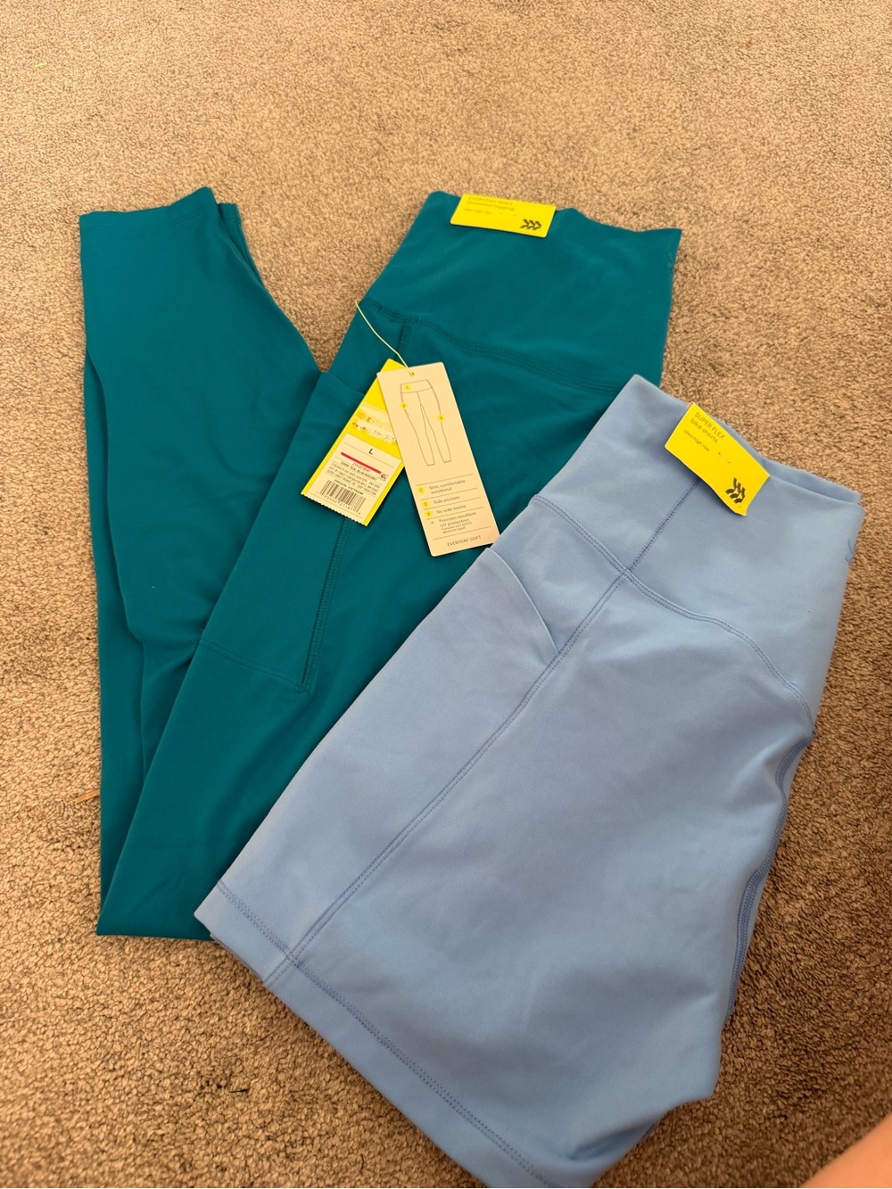 All in Motion High-Waist Leggings and shorts bundle in Teal/Light Blue